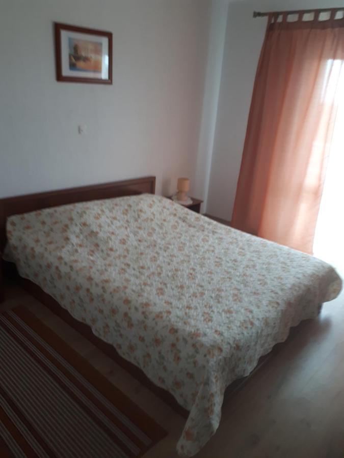 Apartments Makaus Kampor المظهر الخارجي الصورة